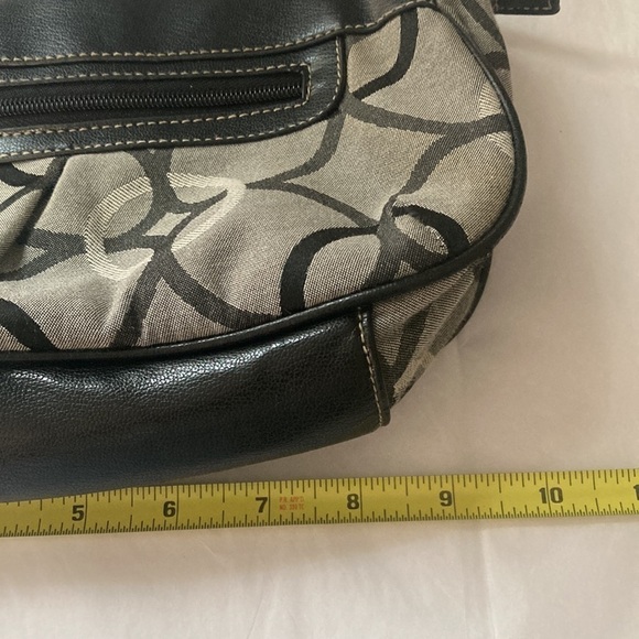 Small hand bag - Picture 2 of 8